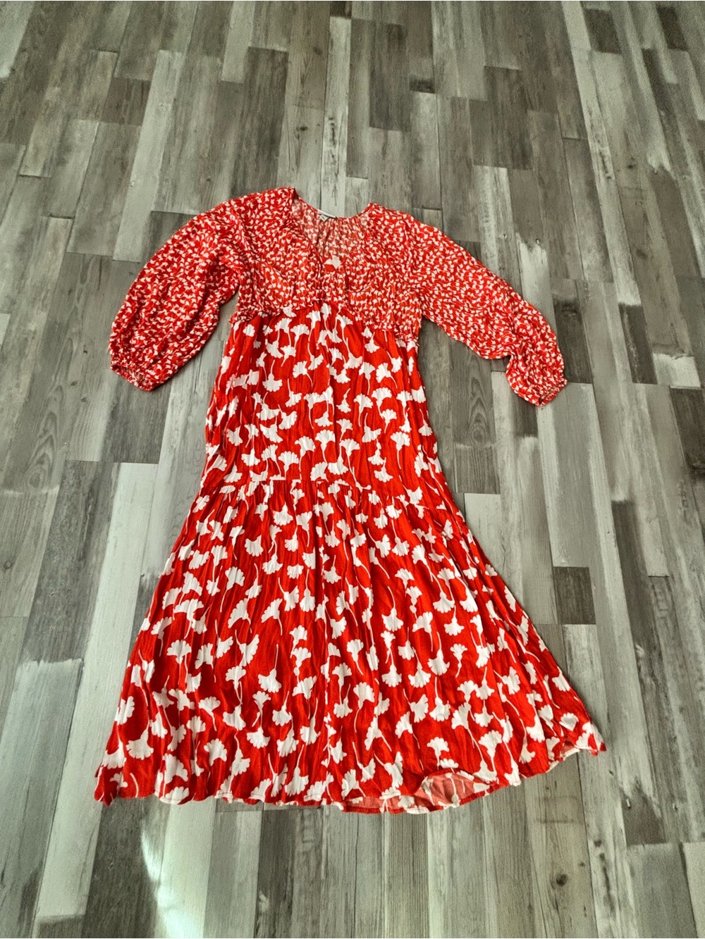 Diane Von Furstenberg Red and White Floral Tiered Girls Dress